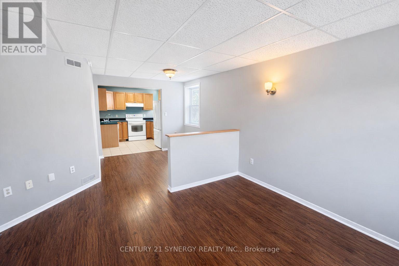 49 MAIN STREET E, Smiths Falls, Ontario, K7A1A5 — Photo 31