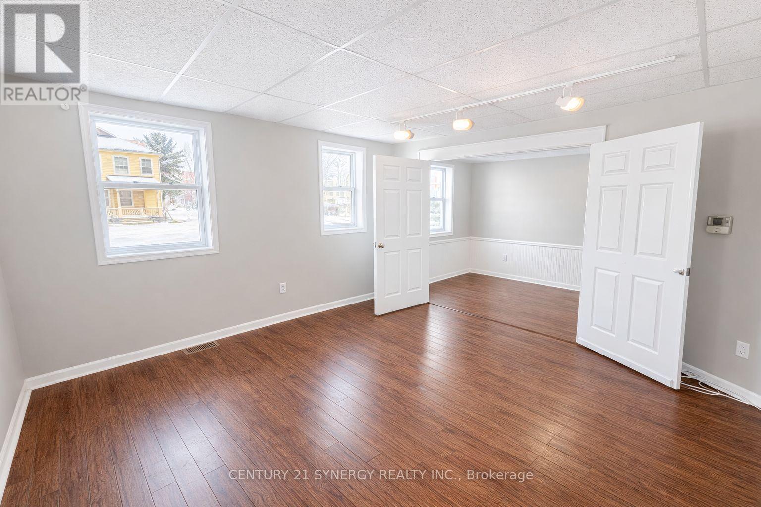 49 MAIN STREET E, Smiths Falls, Ontario, K7A1A5 — Photo 34