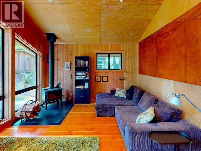 1590/94 VANCOUVER BLVD, Savary Island