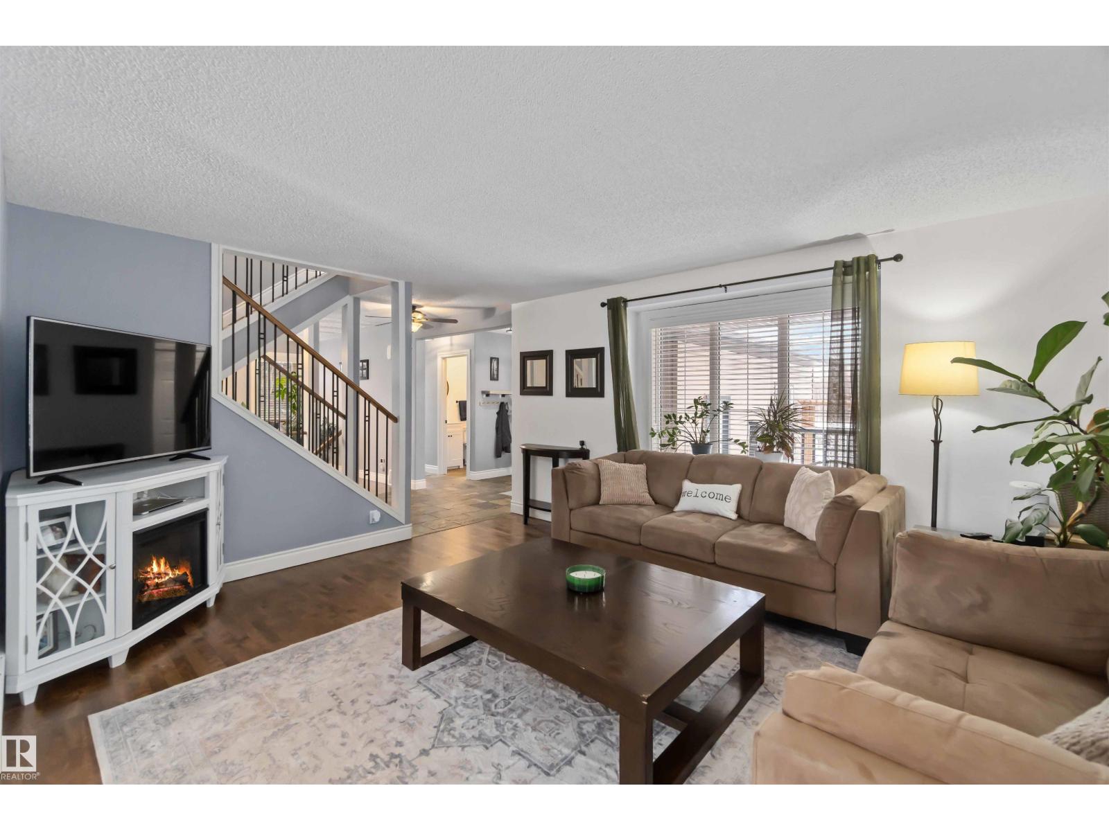 501 LAKESIDE DR, Rural Parkland County