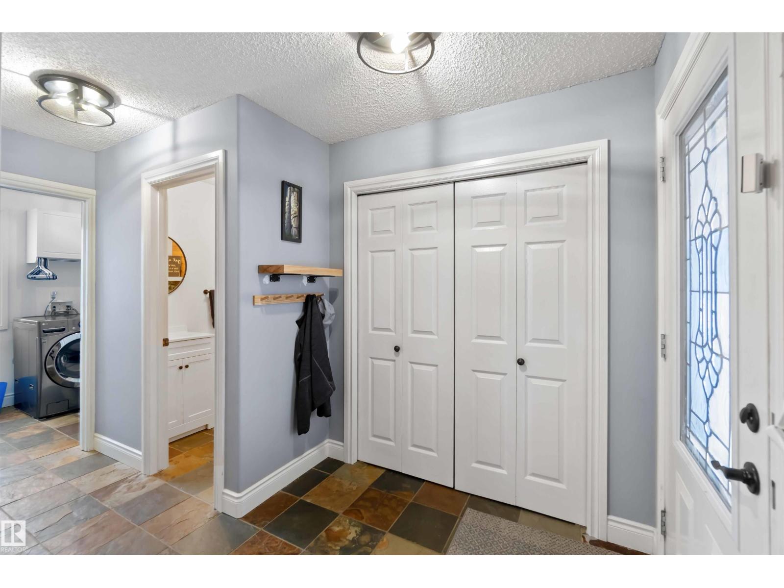 501 LAKESIDE DR, Rural Parkland County