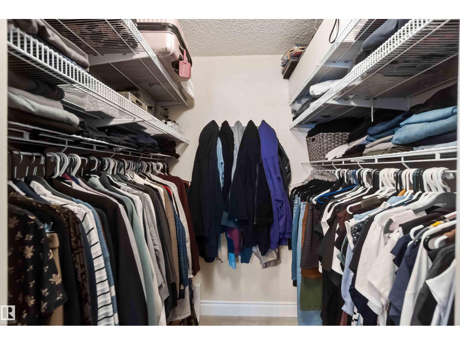 501 LAKESIDE DR, Rural Parkland County