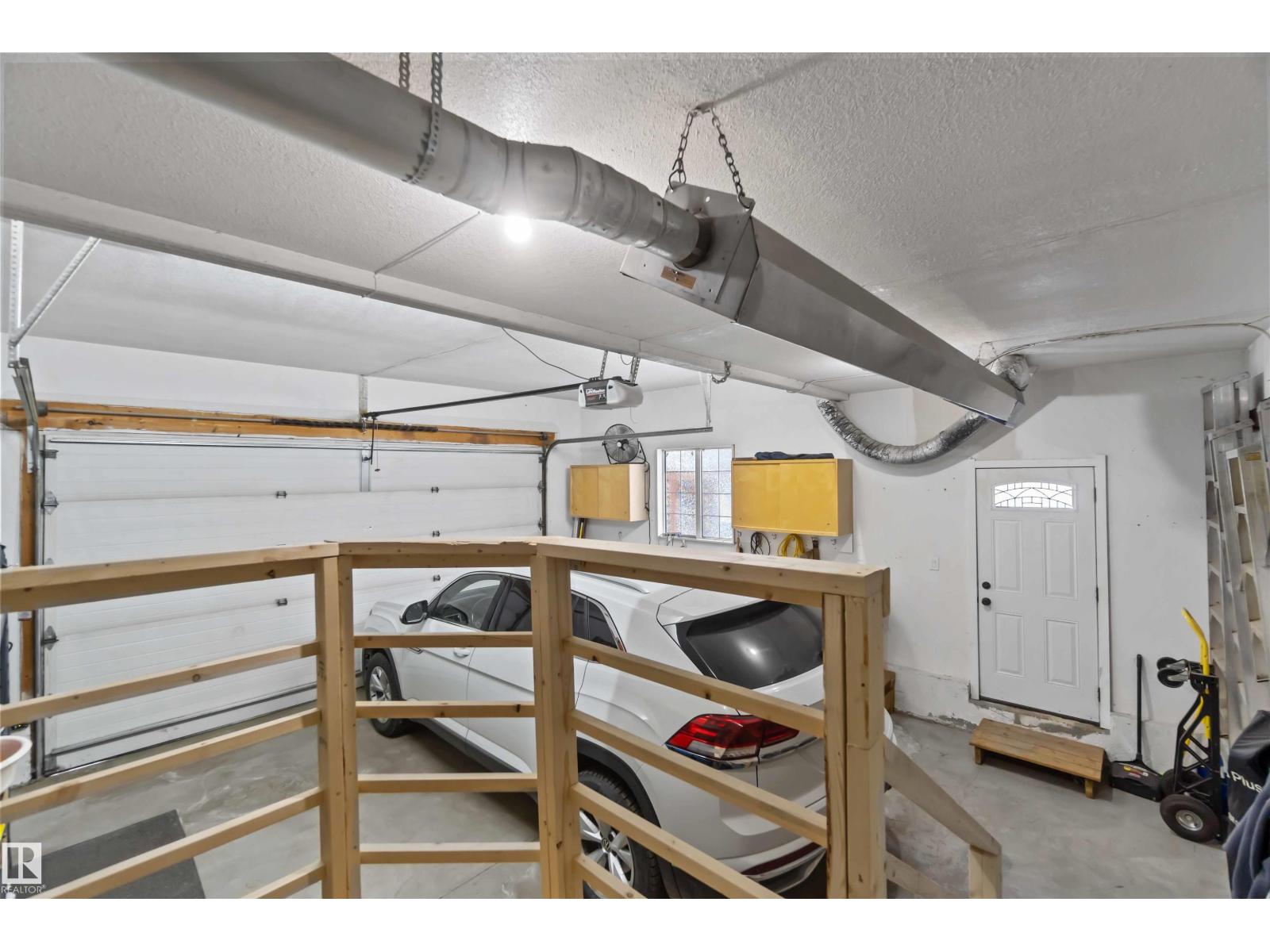 501 LAKESIDE DR, Rural Parkland County