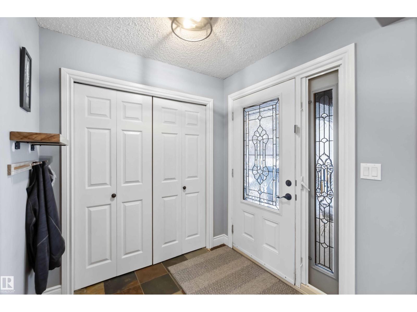 501 LAKESIDE DR, Rural Parkland County