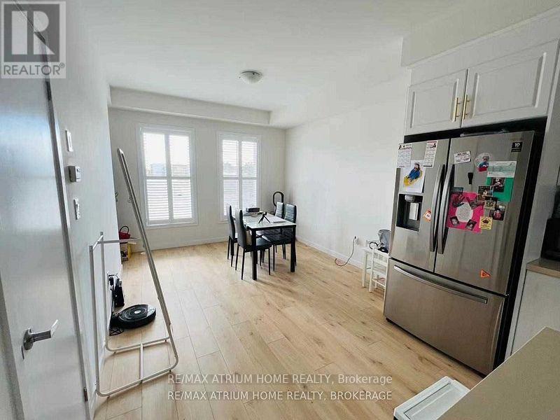 18 MCNAUGHTON ROAD - Photo 2 of 17, Vaughan (Maple), Ontario