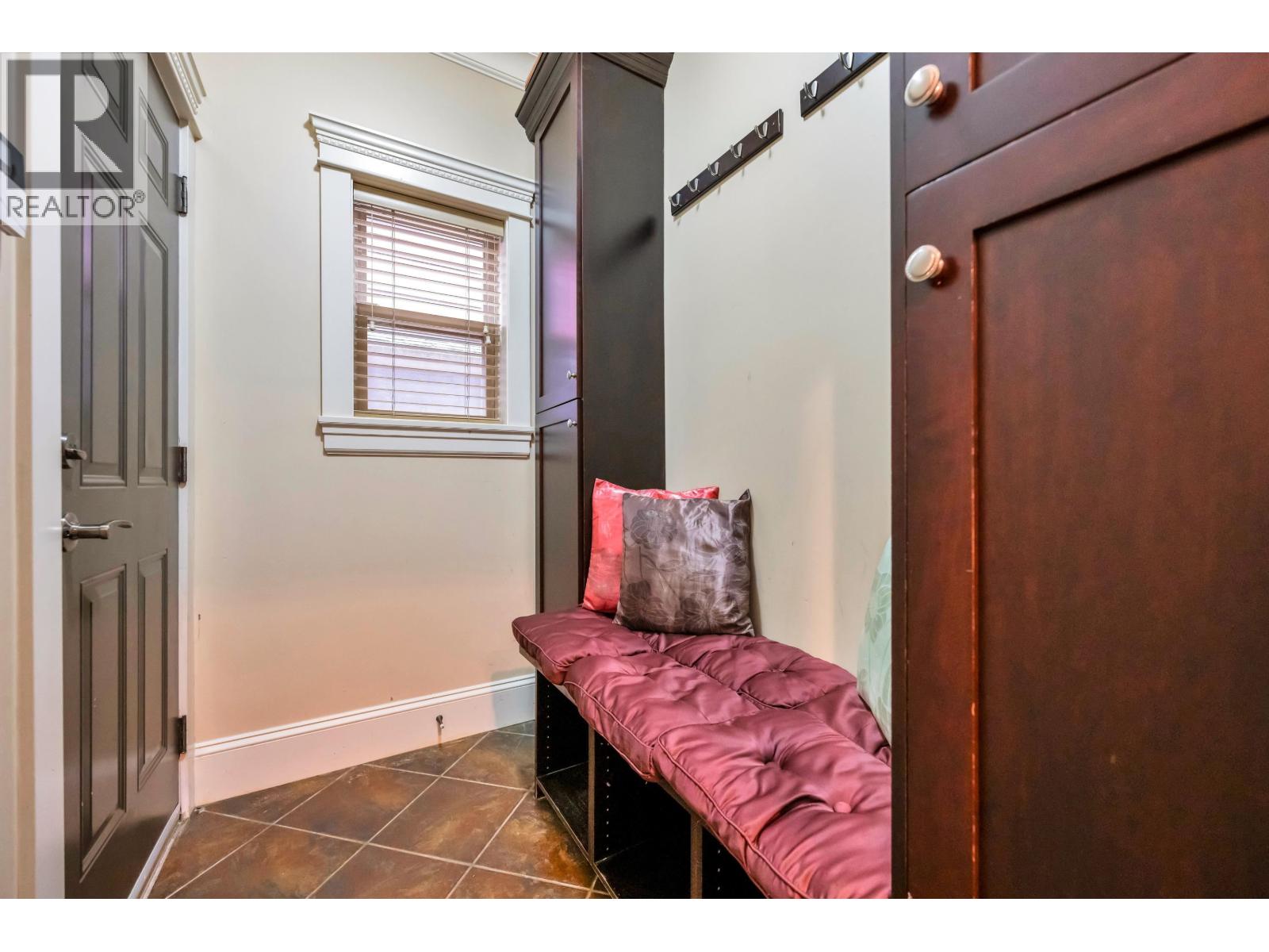 7307 2ND STREET, Burnaby