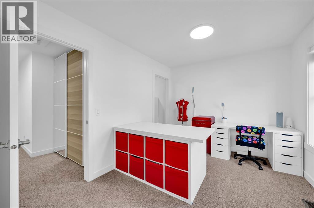 Single Family House for Sale in  Cranbrook Walk SE Cranston Calgary 