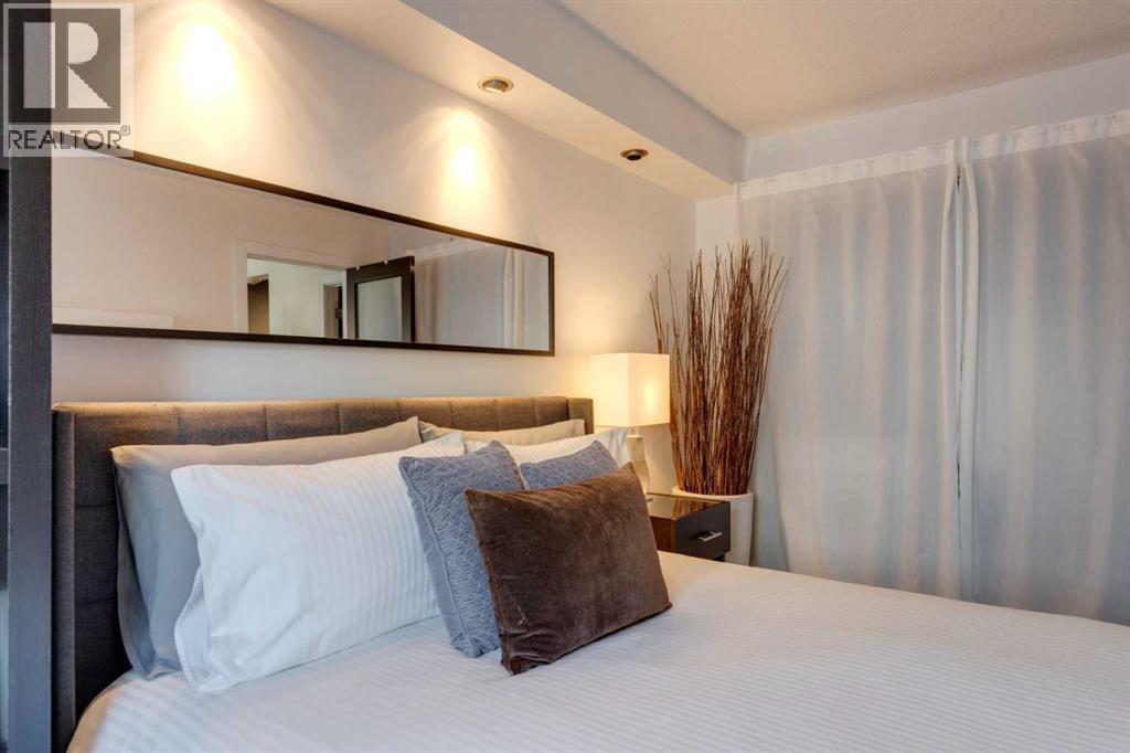 Single Family House for Sale in    Street SW Lower Mount Royal Calgary 