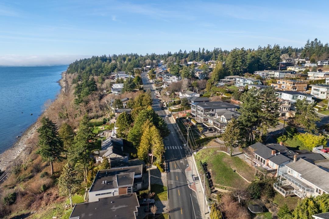 14310 SUNSET DRIVE, White Rock