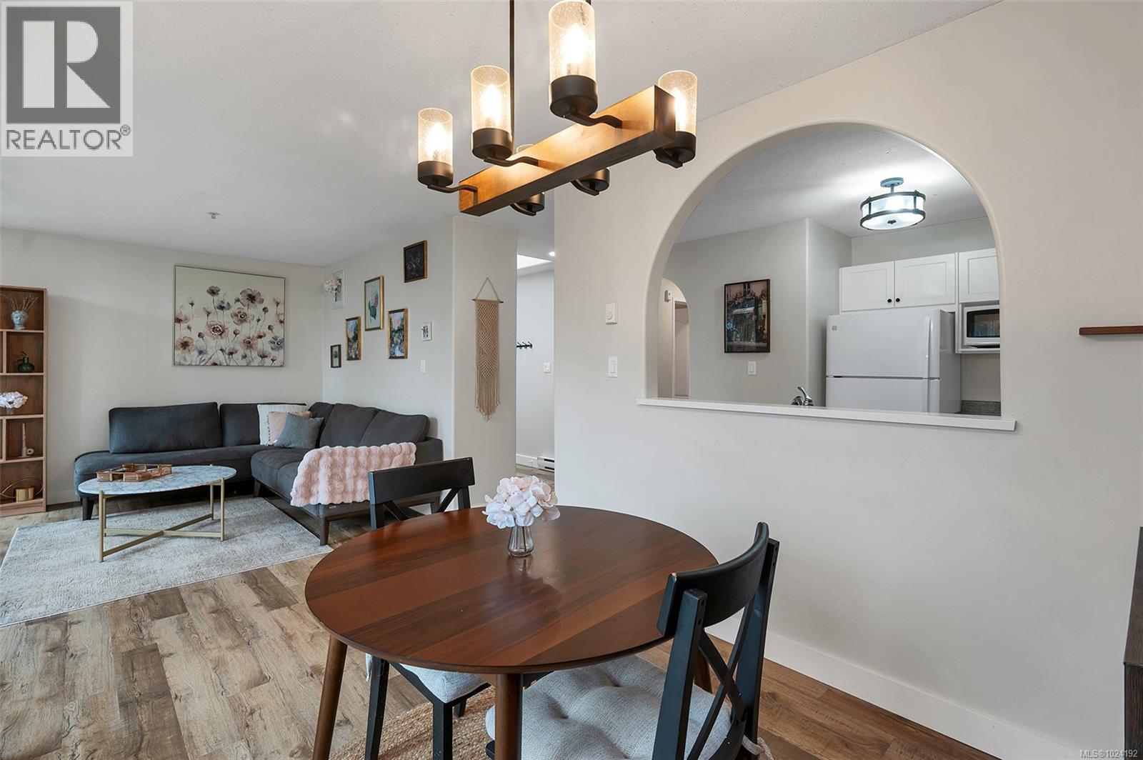 25 251 McPhedran Rd, Campbell River