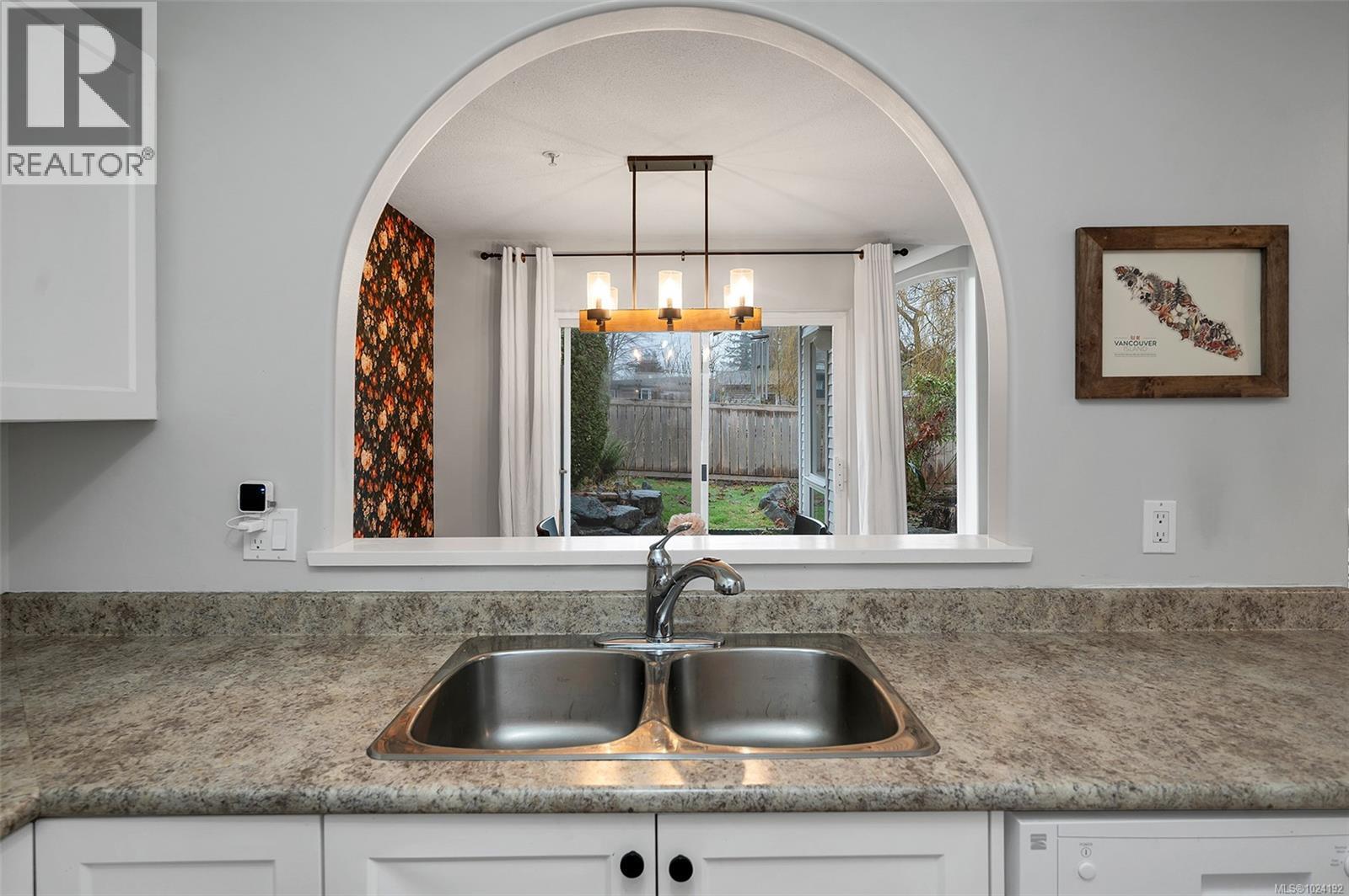 25 251 McPhedran Rd, Campbell River