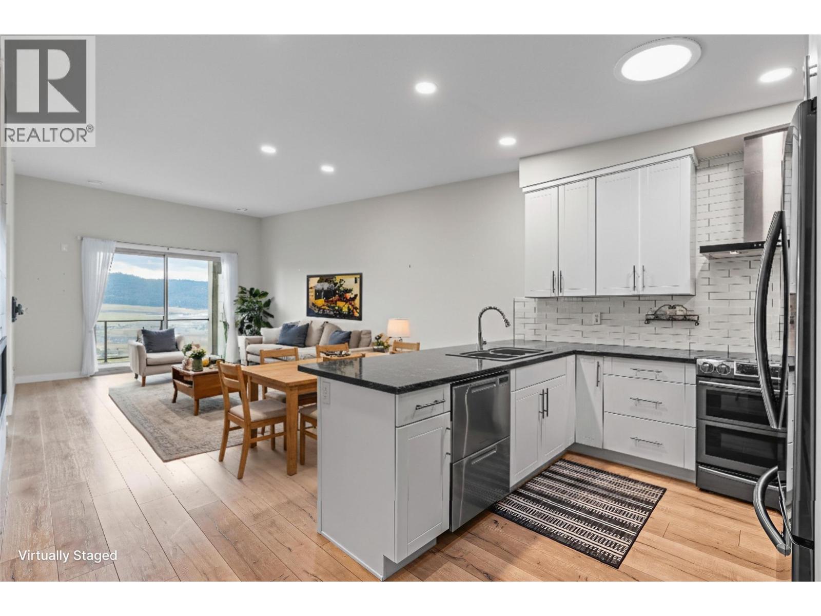  204 Vineyard Way, Vernon