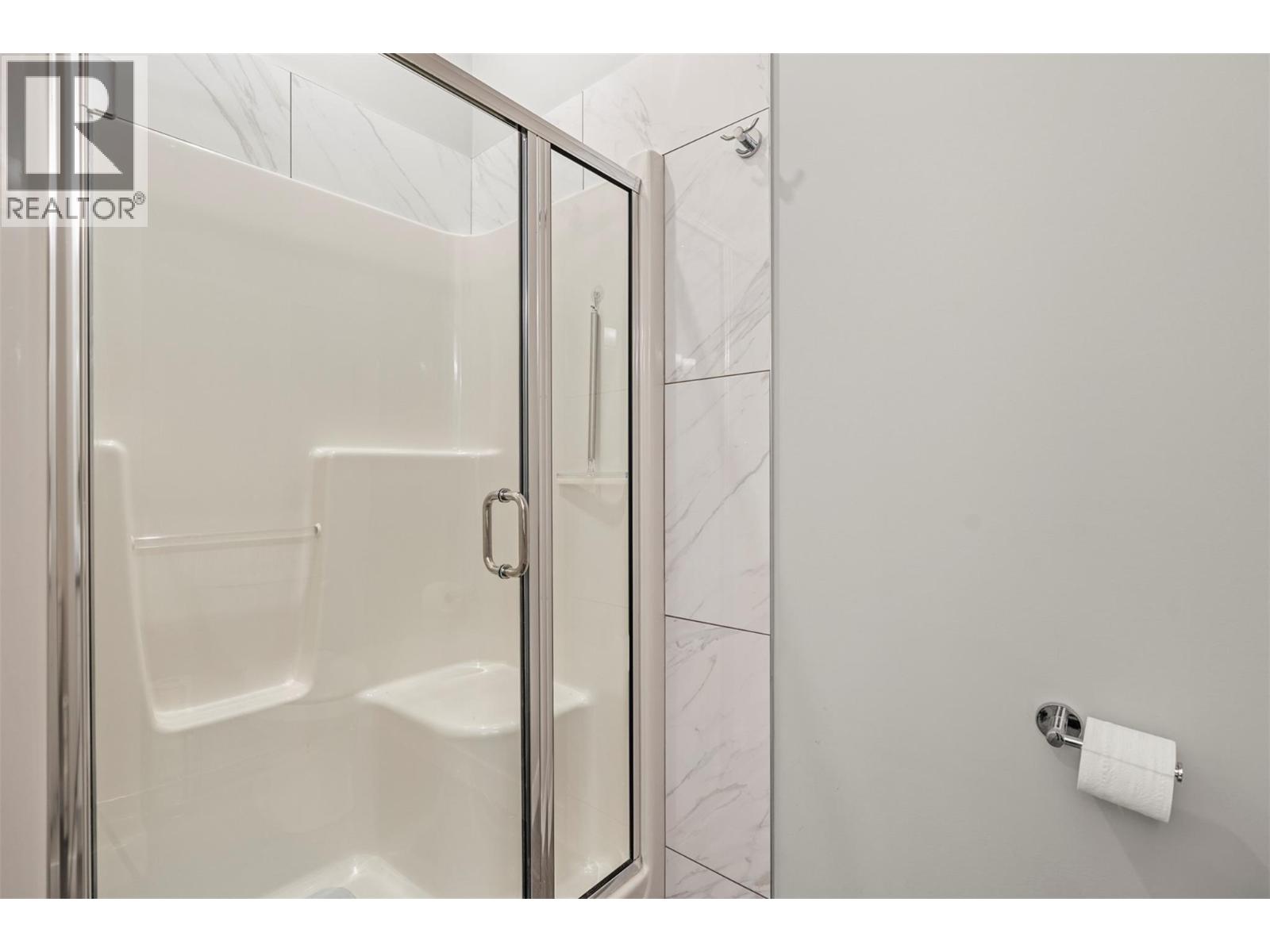  204 Vineyard Way, Vernon