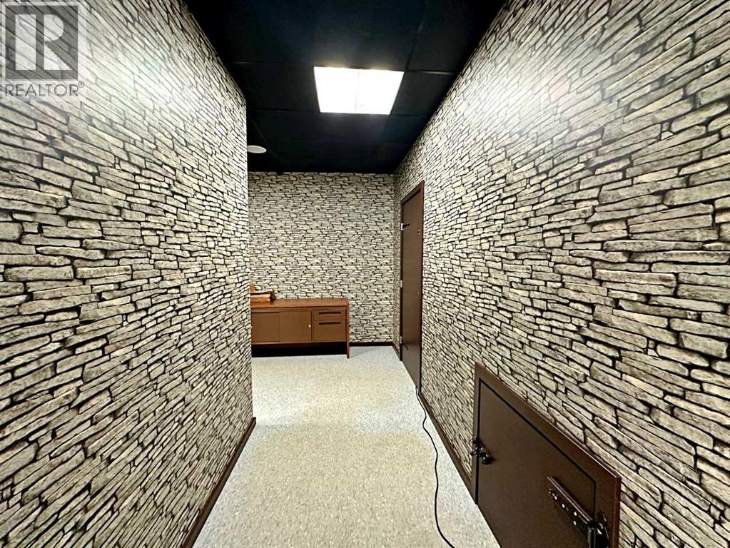 9906 Franklin Avenue, Fort McMurray