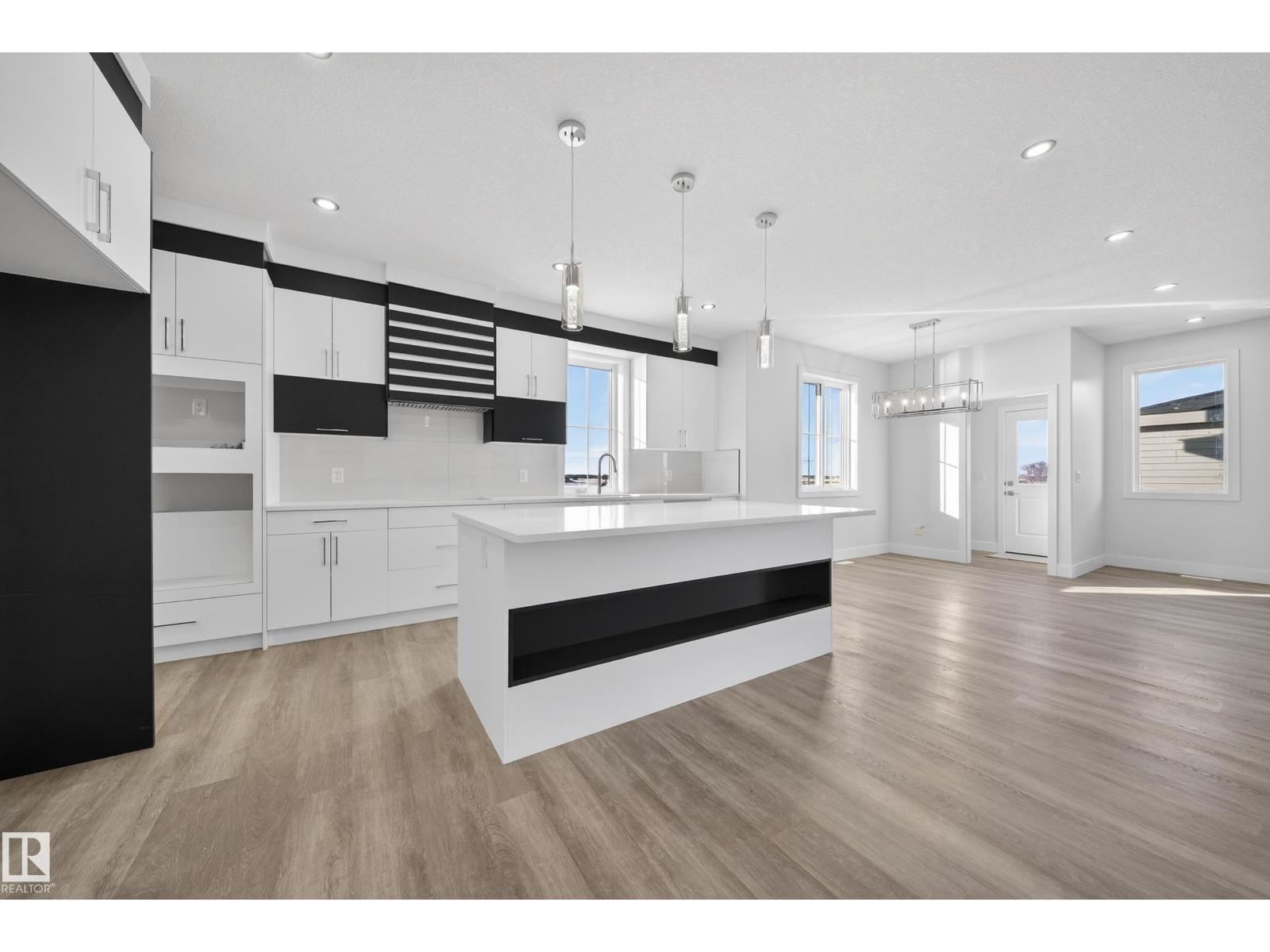 464 CRYSTAL CREEK LINK, Leduc