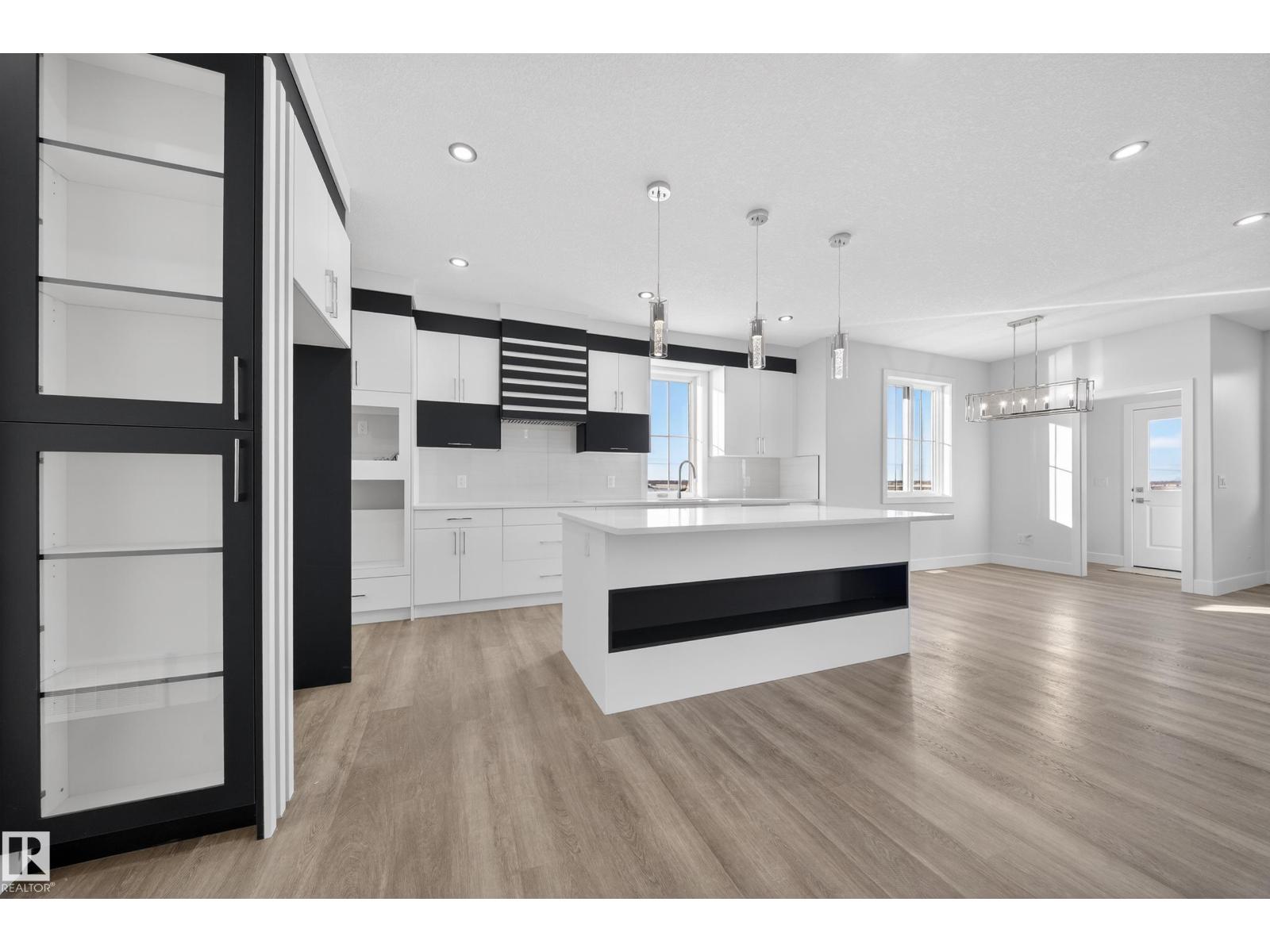 464 CRYSTAL CREEK LINK, Leduc