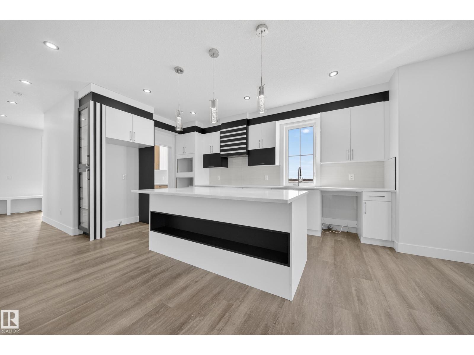 464 CRYSTAL CREEK LINK, Leduc