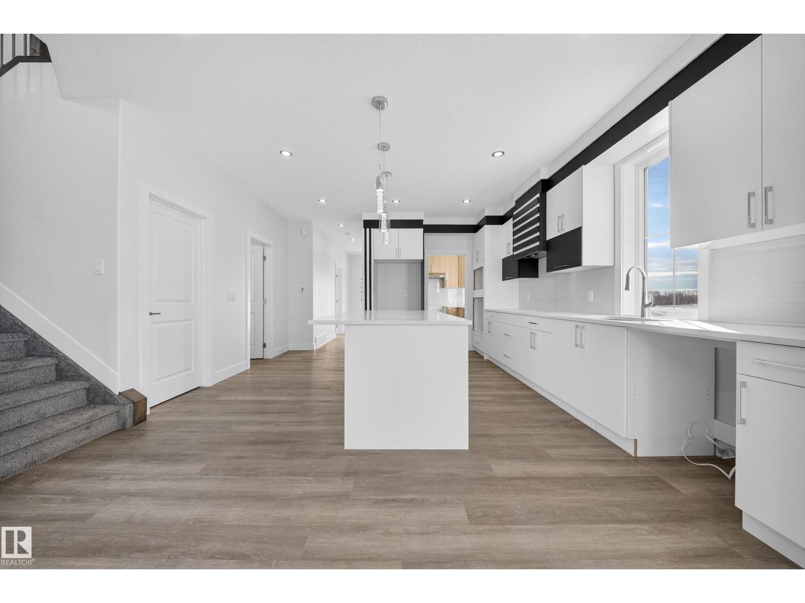 464 CRYSTAL CREEK LINK, Leduc