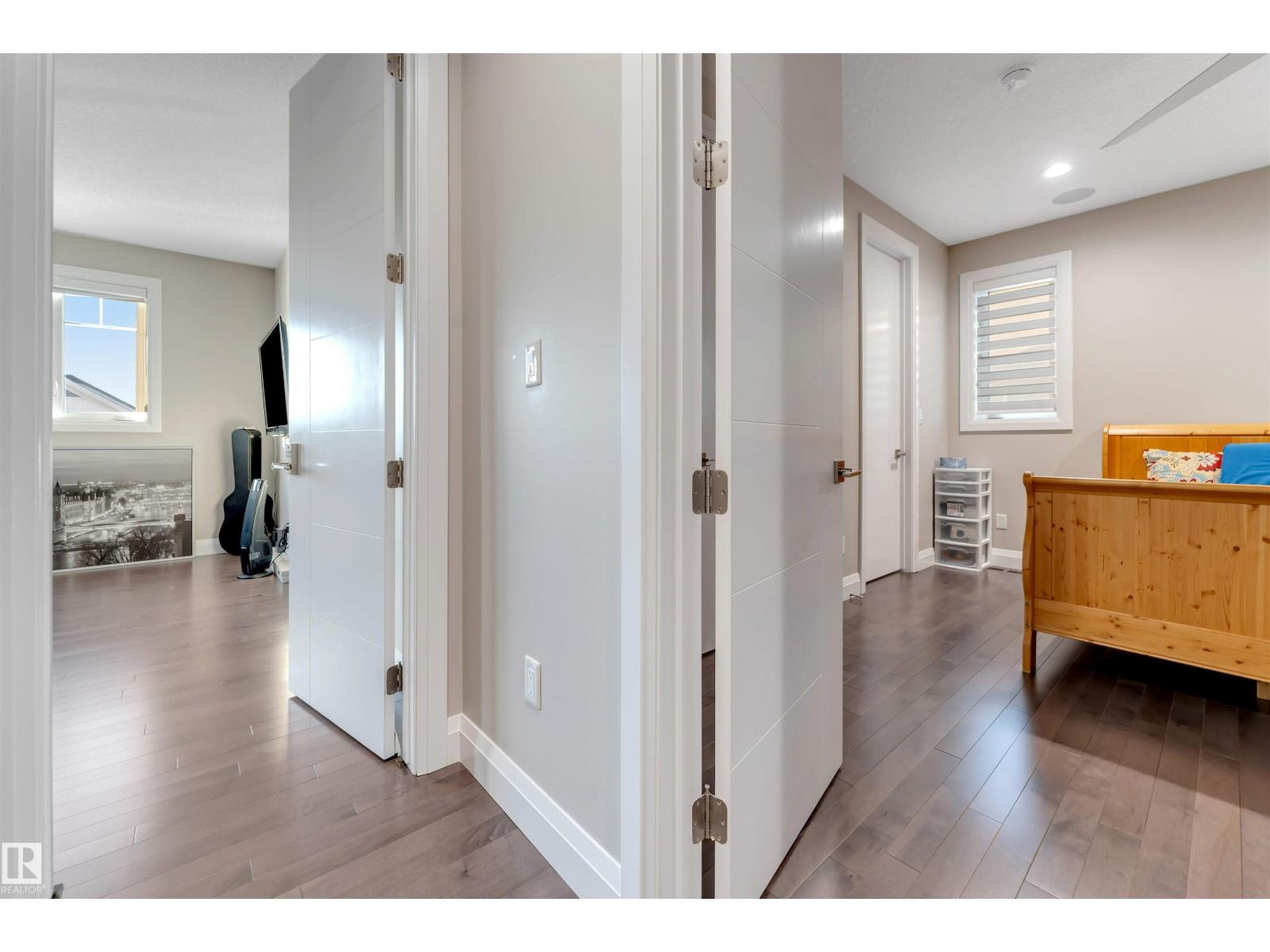 2029 89B ST SW, Edmonton