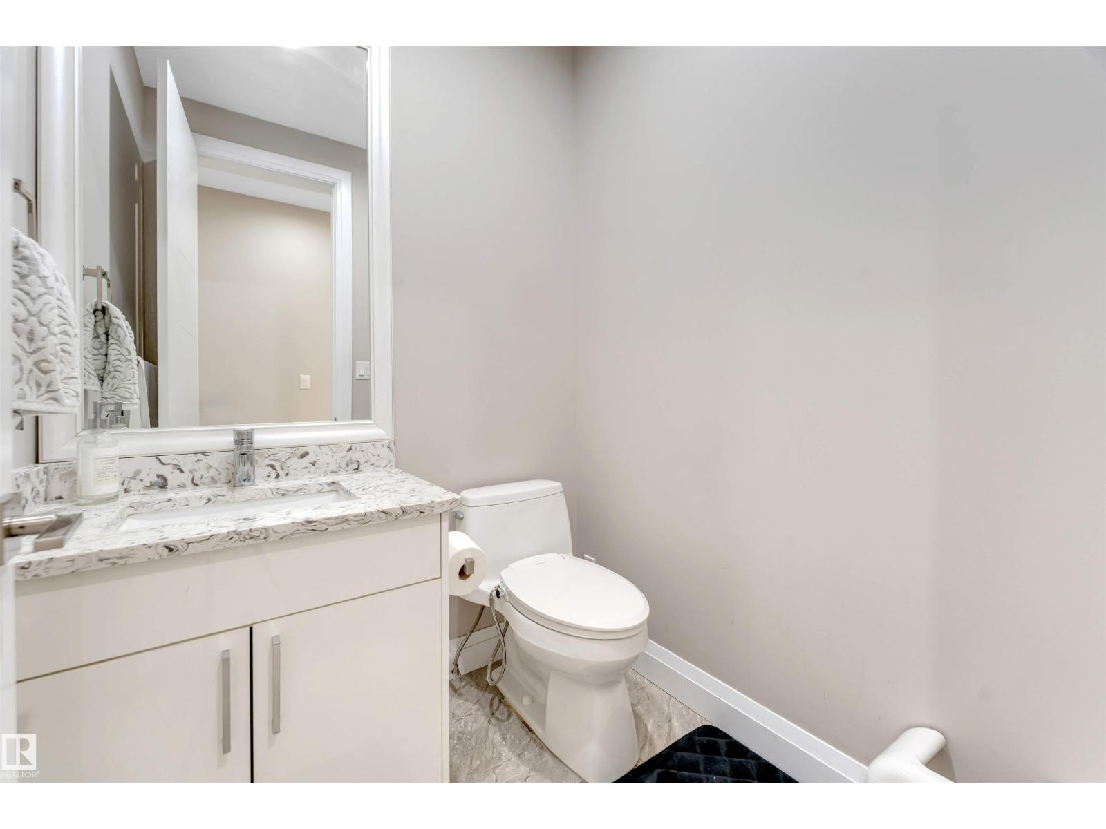 2029 89B ST SW, Edmonton