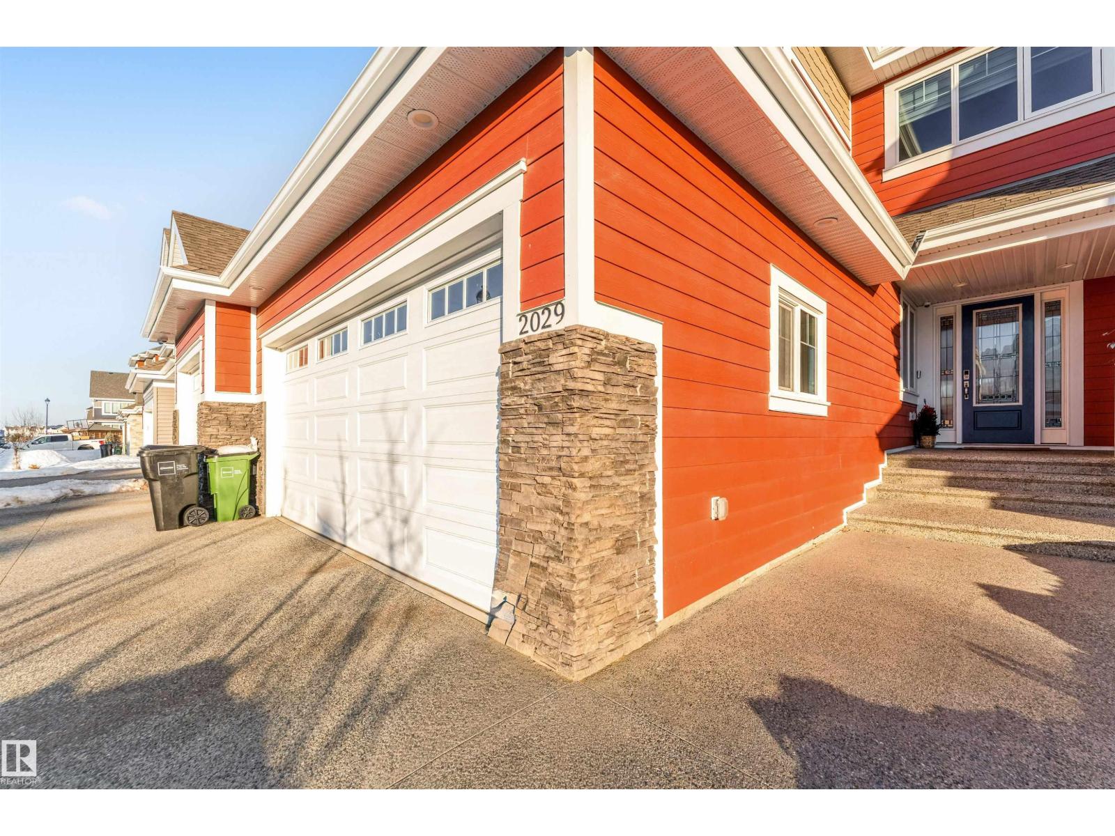 2029 89B ST SW, Edmonton