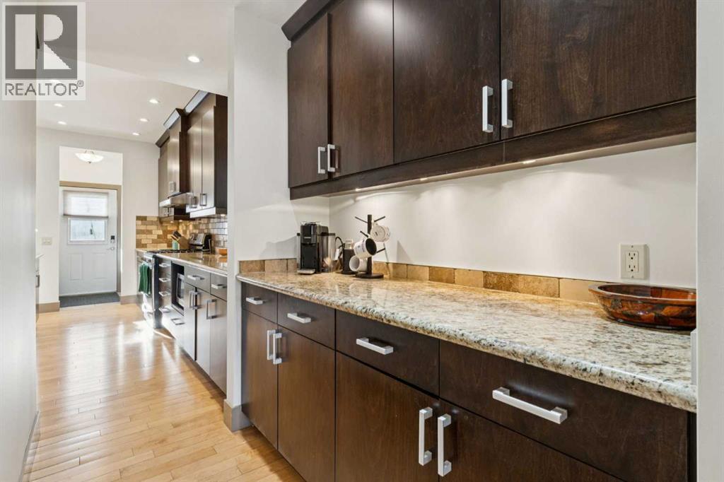 Single Family House for Sale in  Westmount Road NW Hillhurst Calgary 