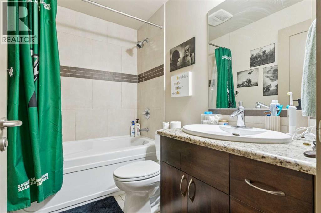 Single Family House for Sale in  Westmount Road NW Hillhurst Calgary 