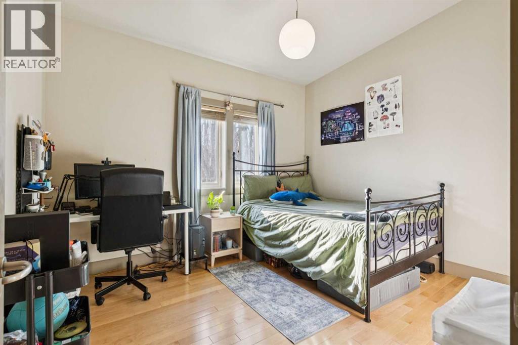 Single Family House for Sale in  Westmount Road NW Hillhurst Calgary 