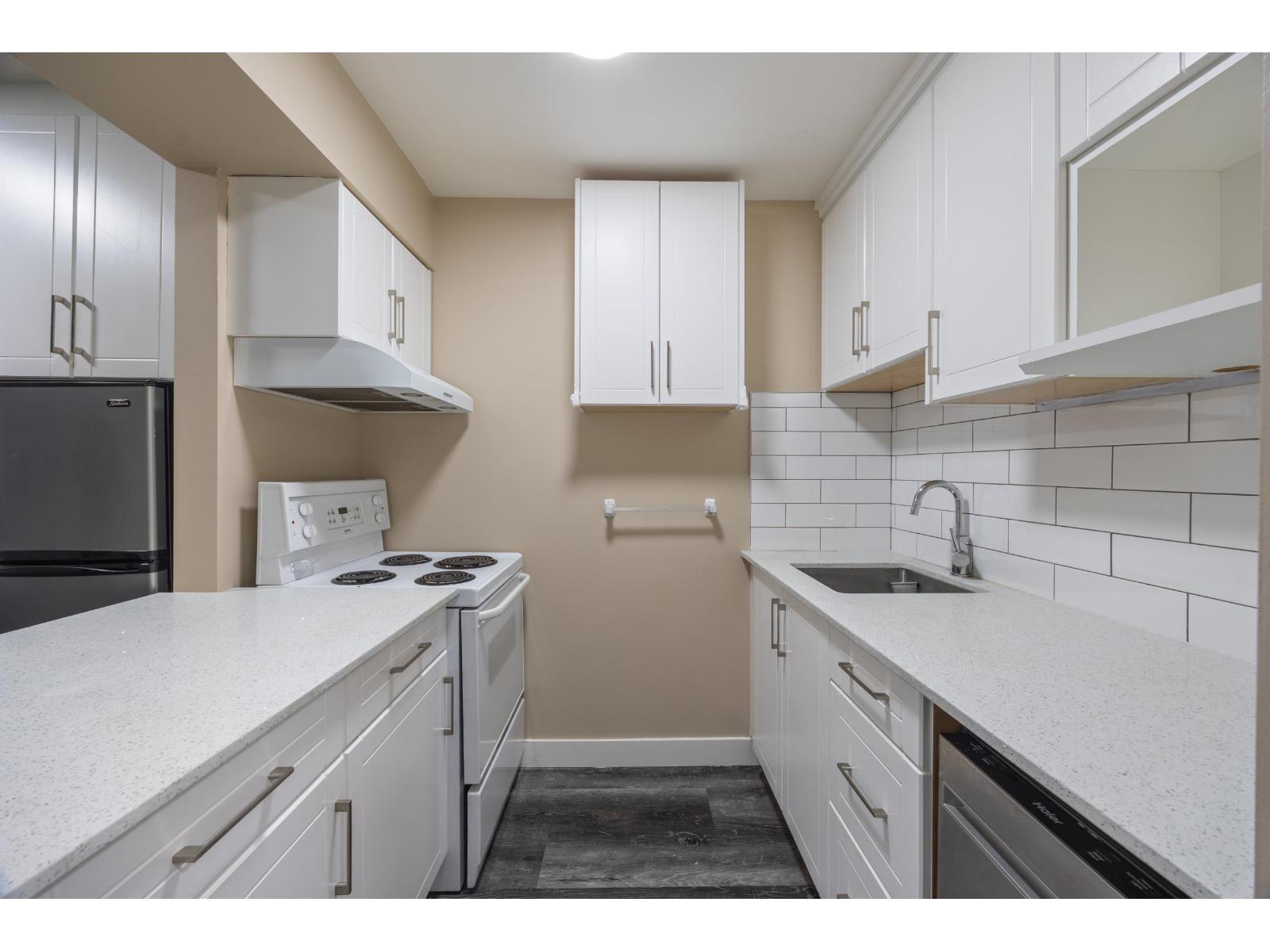 #223-11806 88 Avenue, Delta