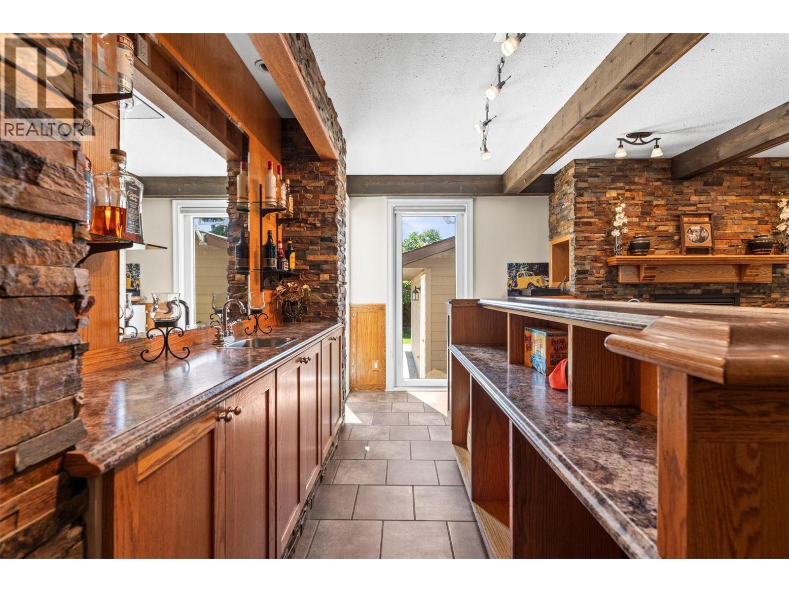 48 Waterside Road - 17
