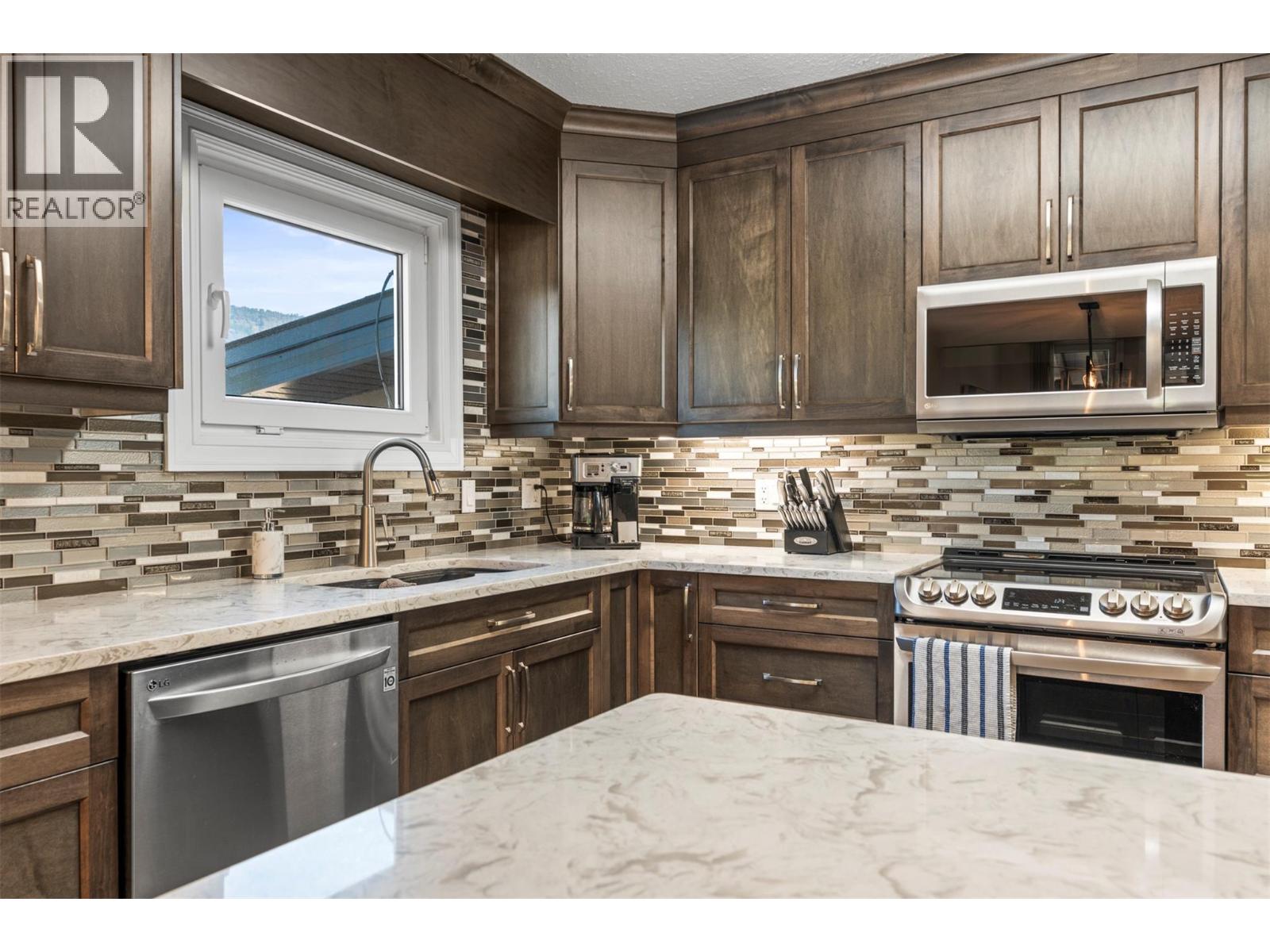 48 Waterside Road - 24