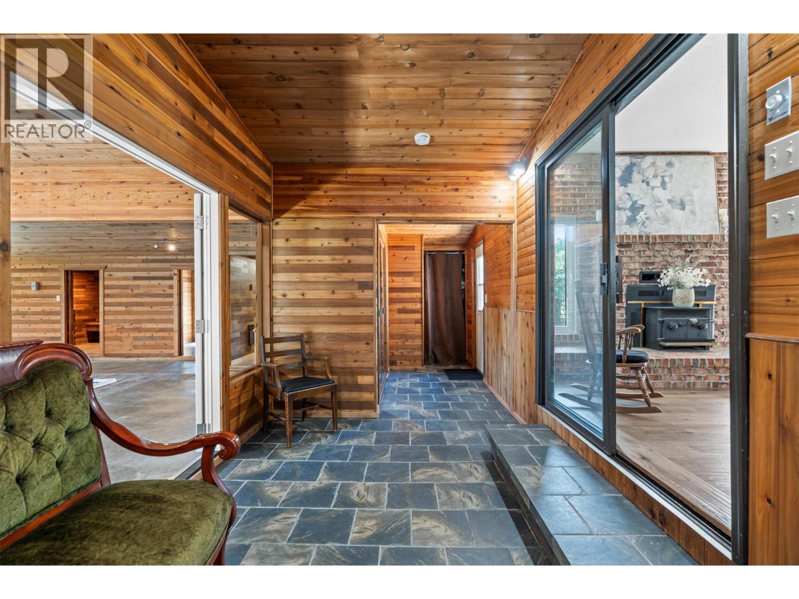 48 Waterside Road - 36