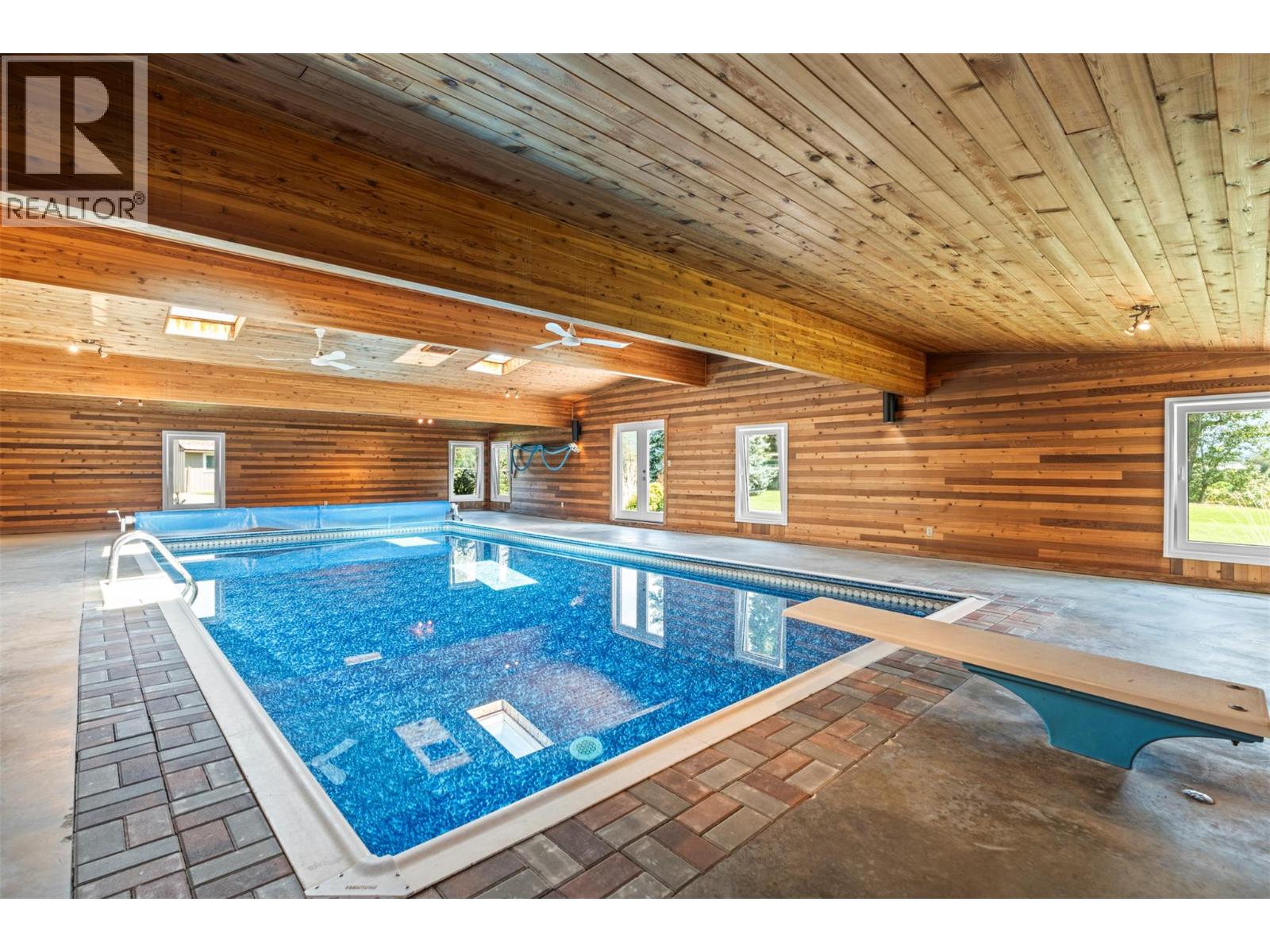 48 Waterside Road - 40