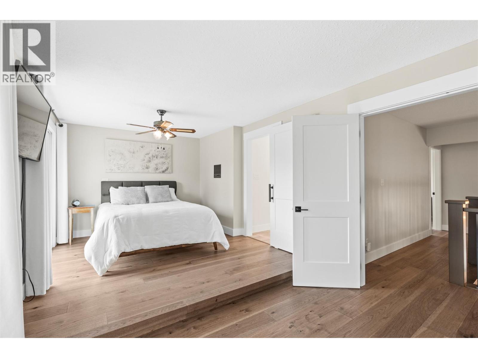 48 Waterside Road - 46