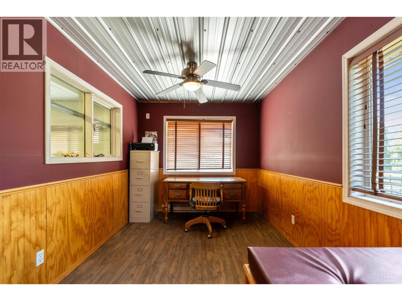 48 Waterside Road - 66