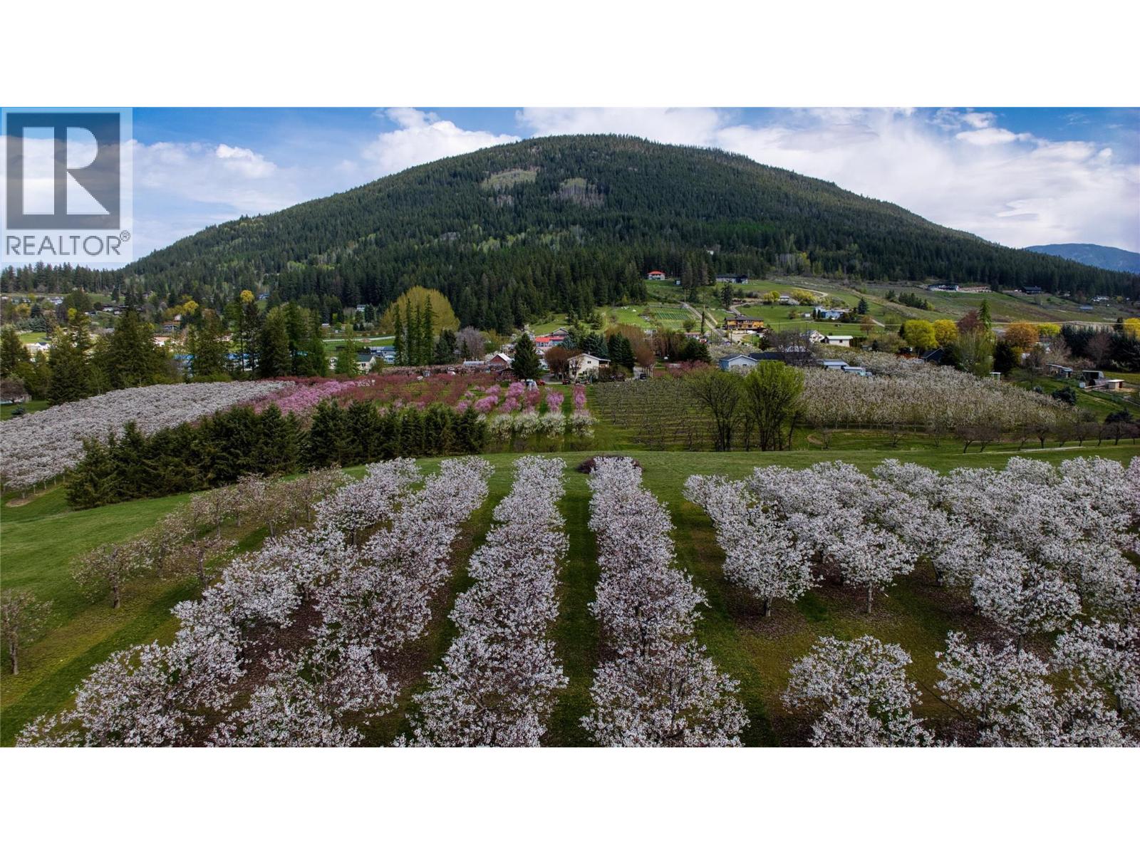  2813 3 Highway, Creston - Image 1