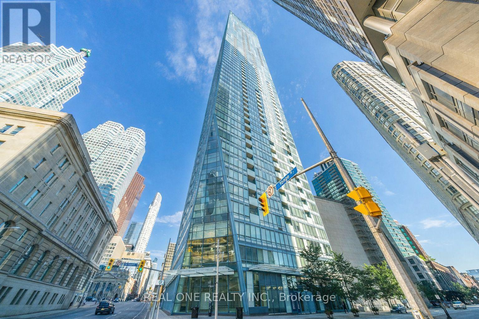 #1107 8 THE ESPLANADE AVENUE - 1
