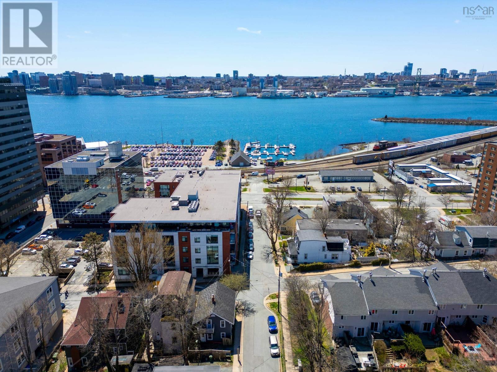 Property 42 of 44 of 406 25 Alderney Drive