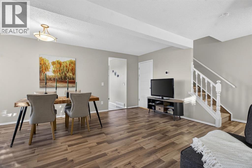 Single Family House for Sale in  Bedford Manor NE Beddington Heights Calgary 