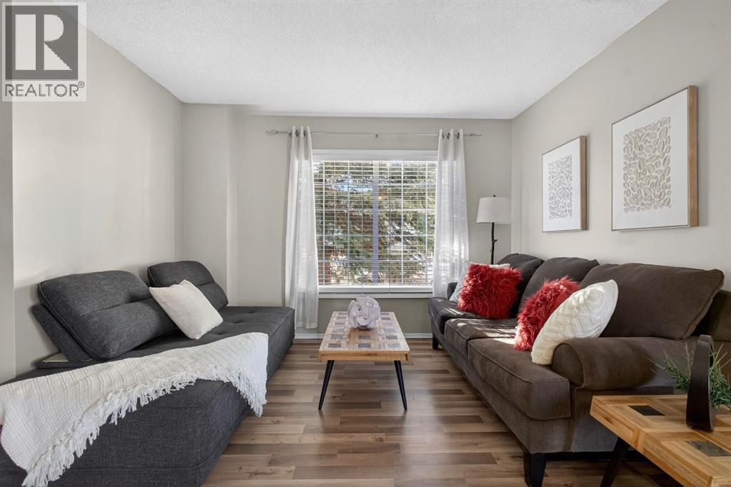 Single Family House for Sale in  Bedford Manor NE Beddington Heights Calgary 