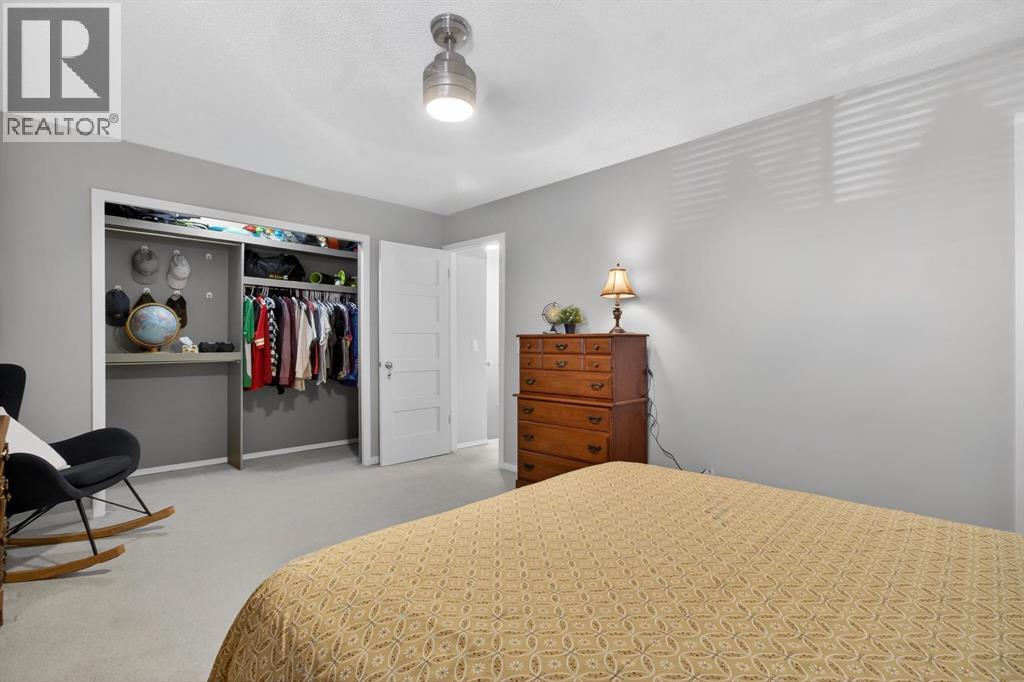 Single Family House for Sale in  Bedford Manor NE Beddington Heights Calgary 