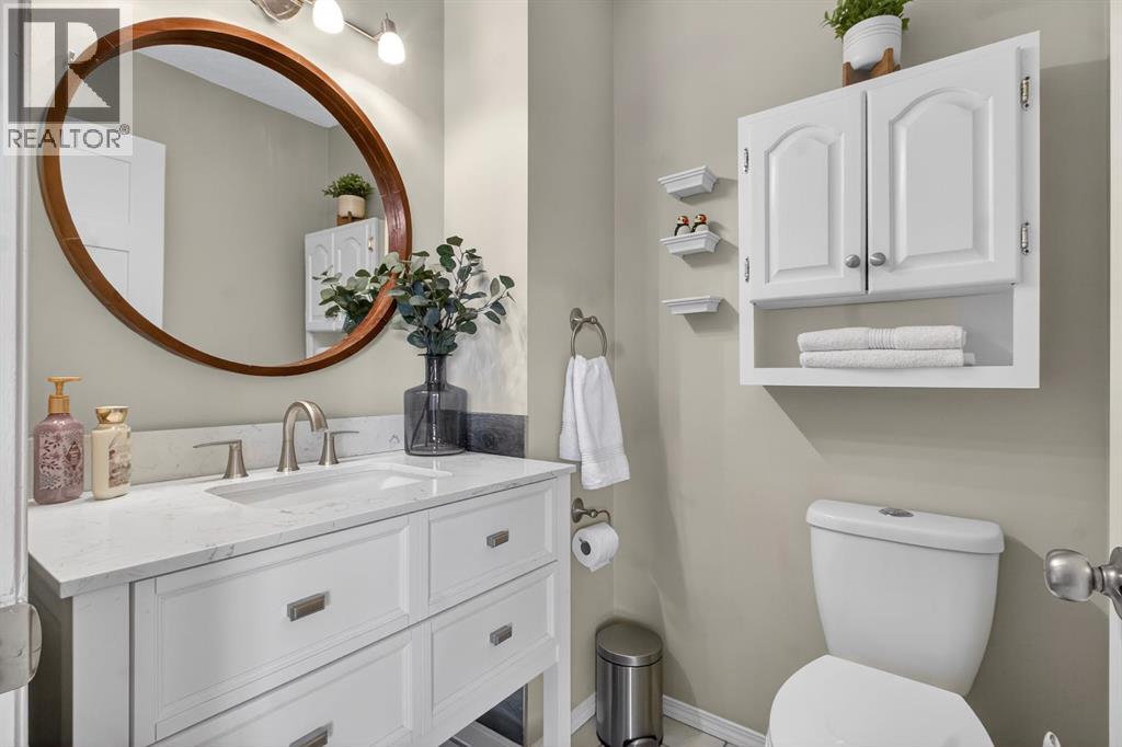 Single Family House for Sale in  Bedford Manor NE Beddington Heights Calgary 