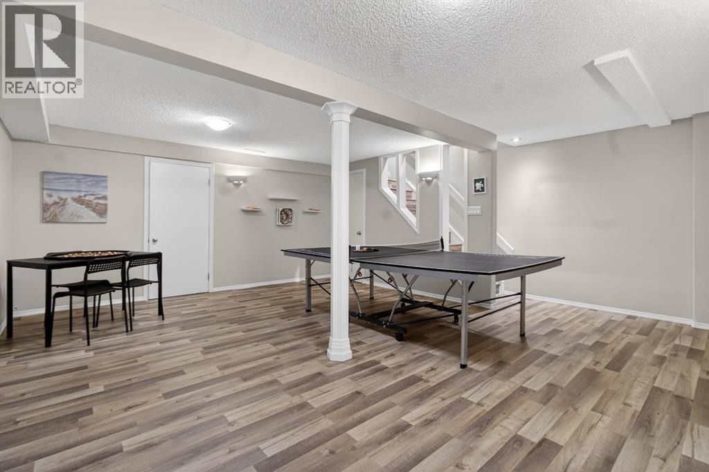 Single Family House for Sale in  Bedford Manor NE Beddington Heights Calgary 