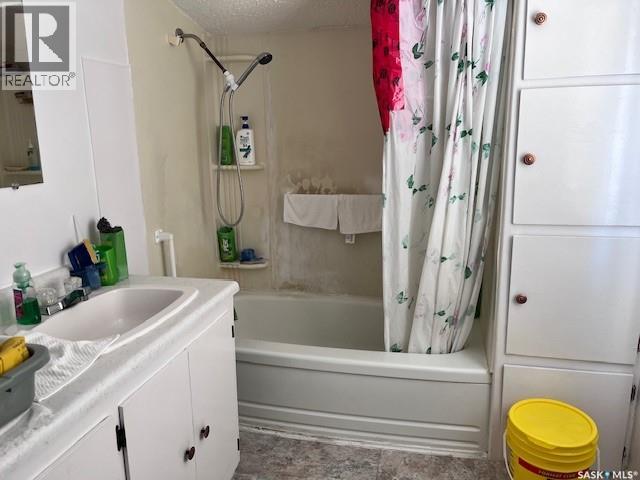 207 KINISTINO AVENUE W - 9