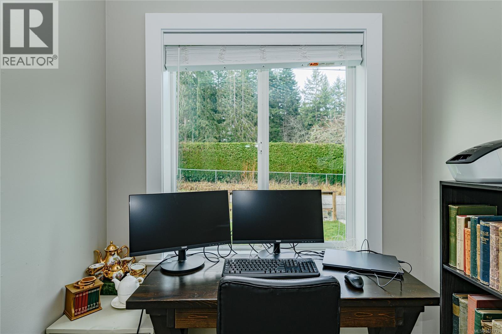 5729 Van Koy Rd, Duncan