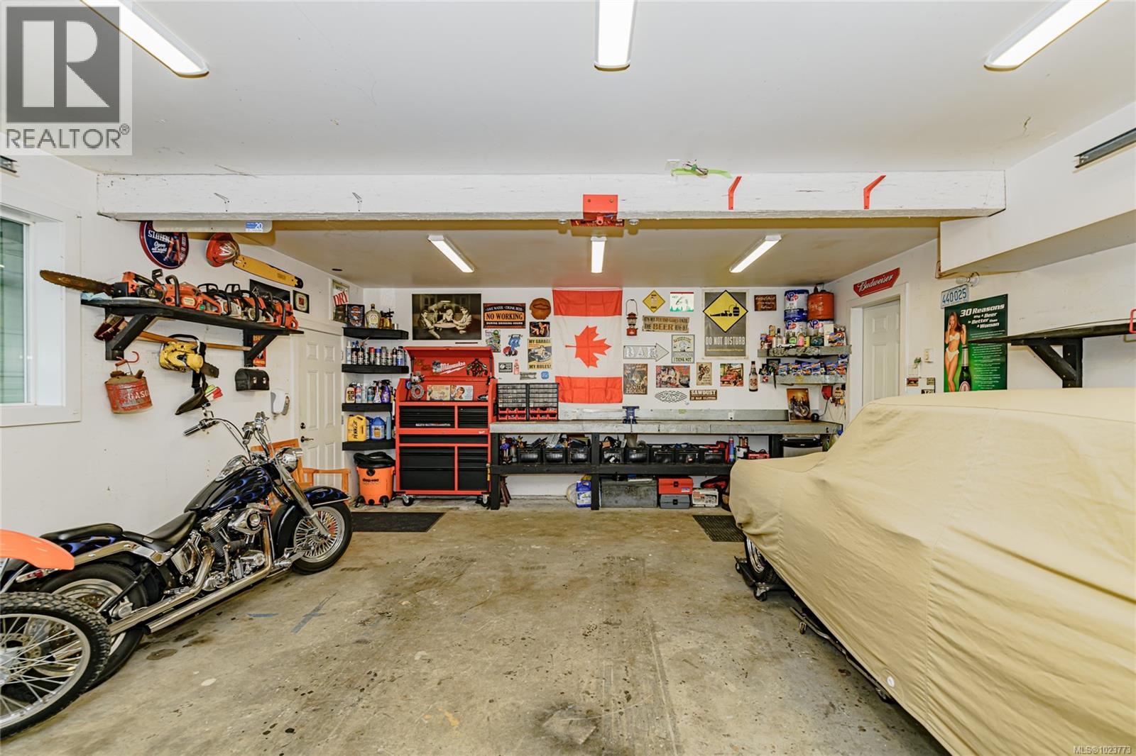 5729 Van Koy Rd, Duncan