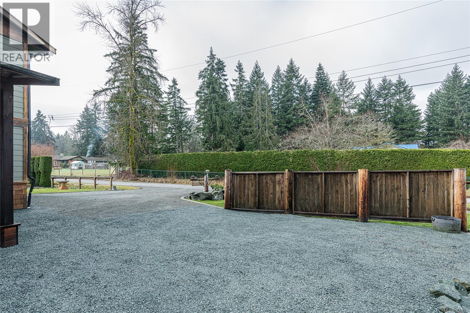 5729 Van Koy Rd, Duncan