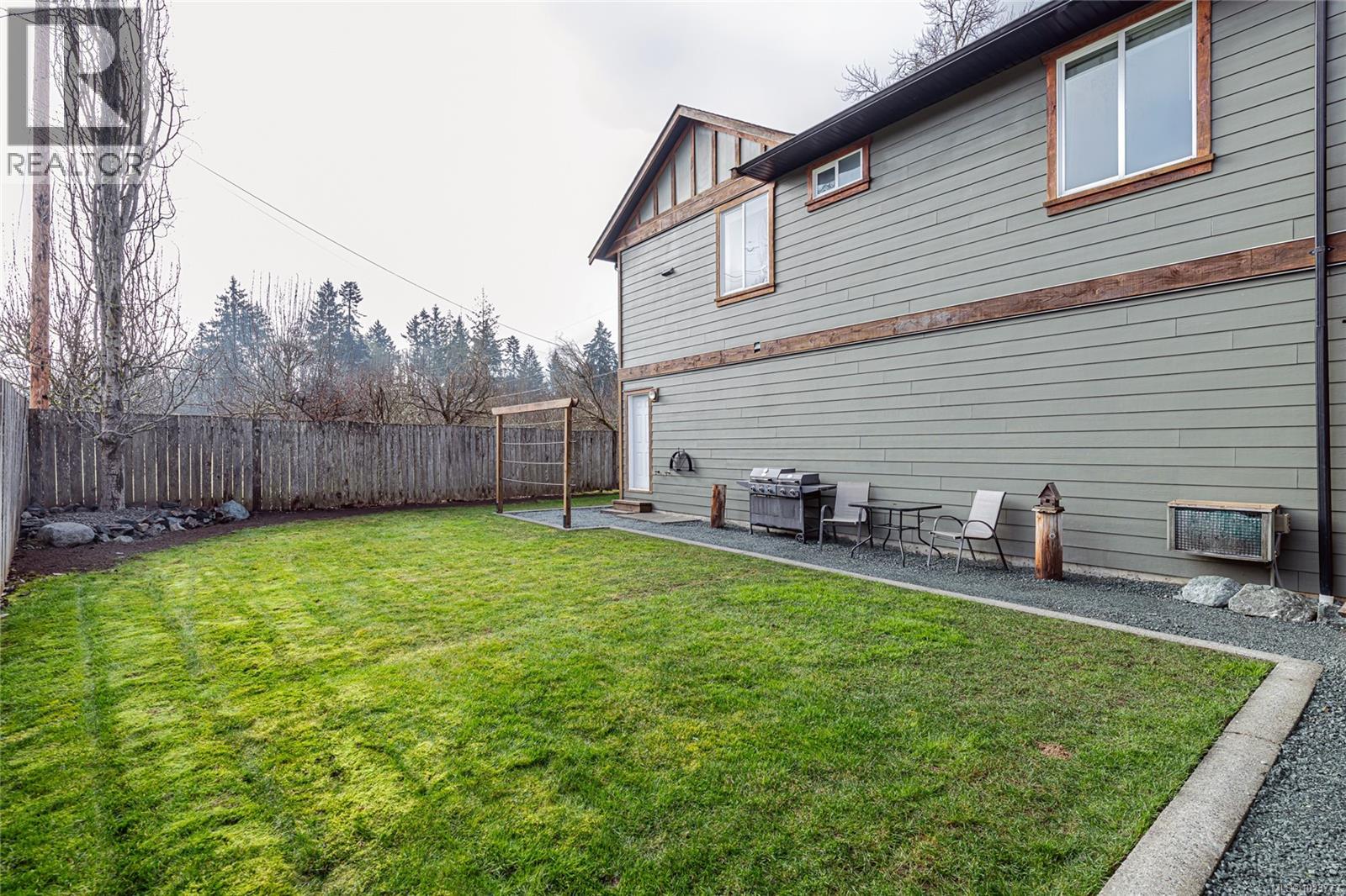 5729 Van Koy Rd, Duncan