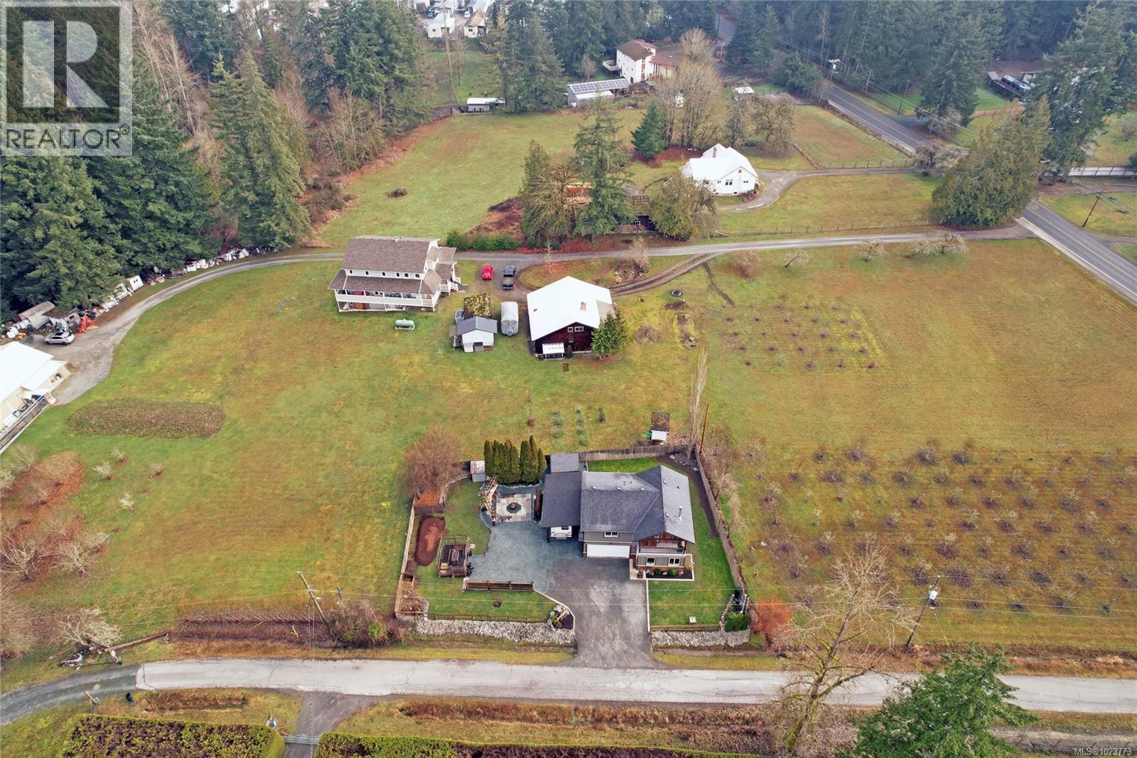 5729 Van Koy Rd, Duncan