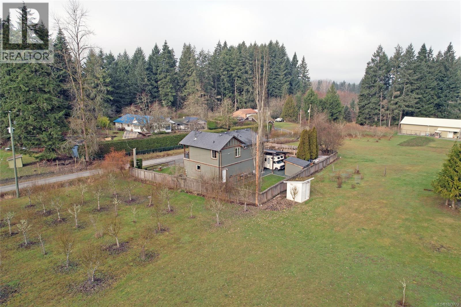 5729 Van Koy Rd, Duncan